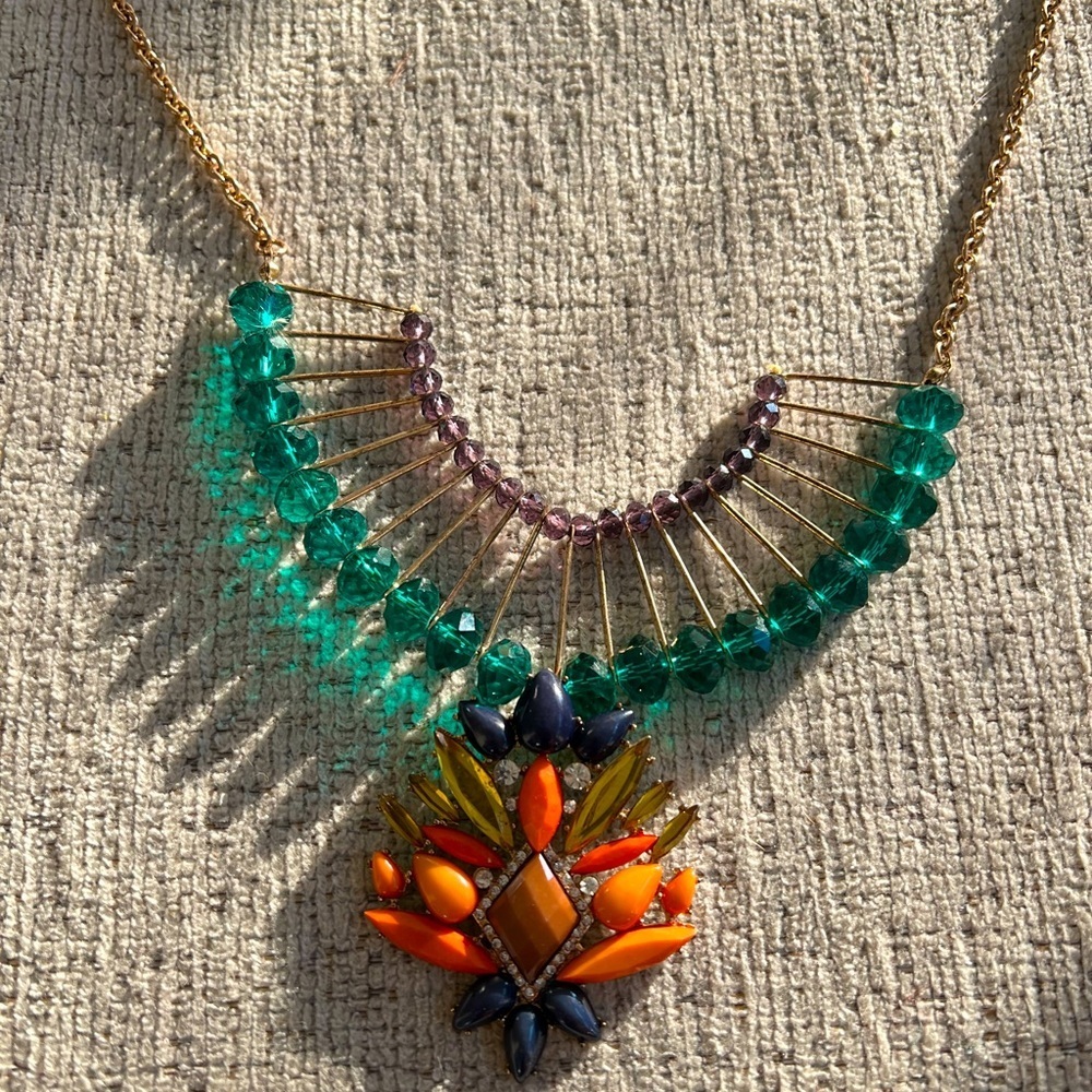 Statement necklace very pretty and colorful